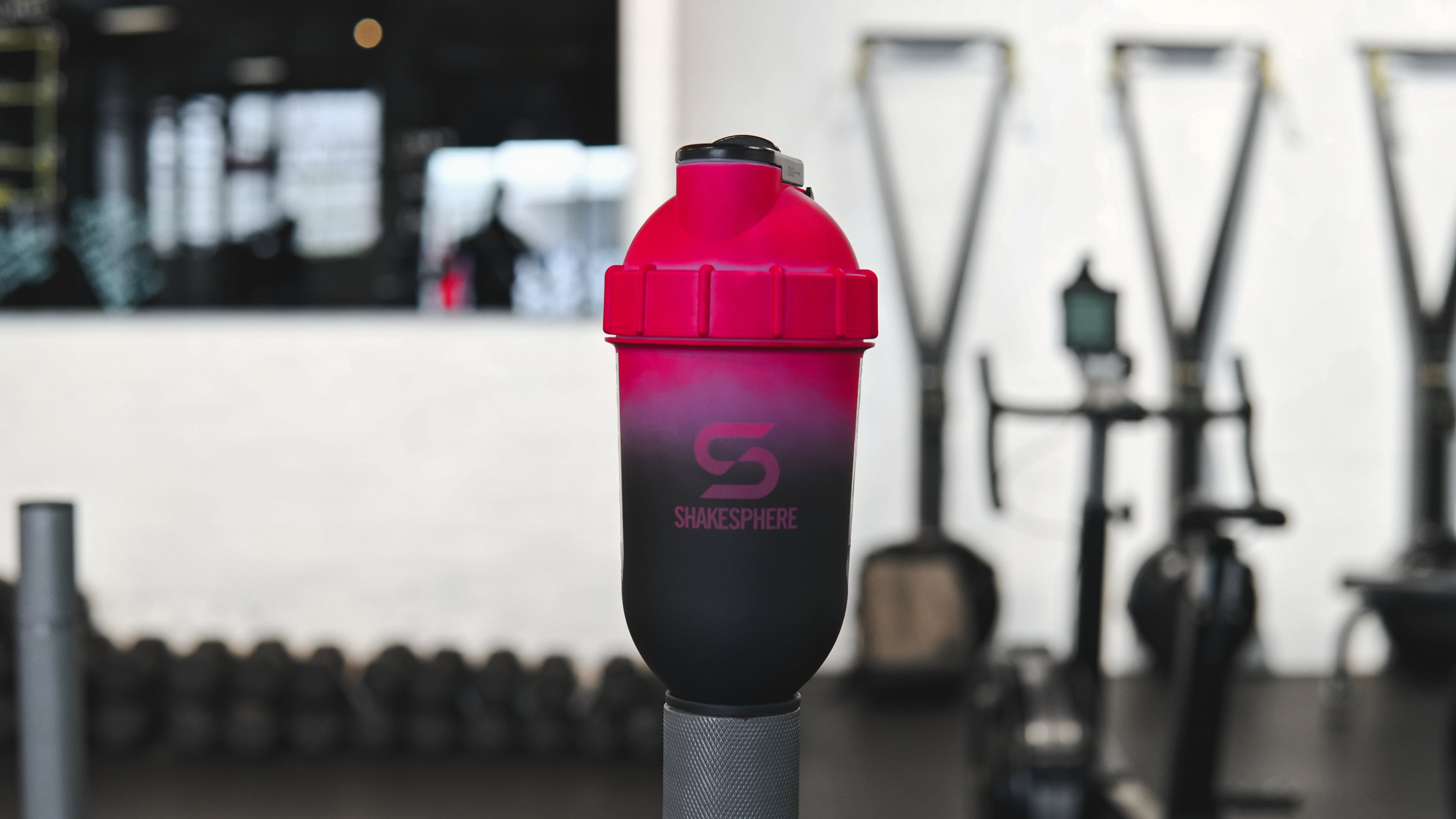 2X Limited Edition Ombre Shaker Bundle (Green + Pink)