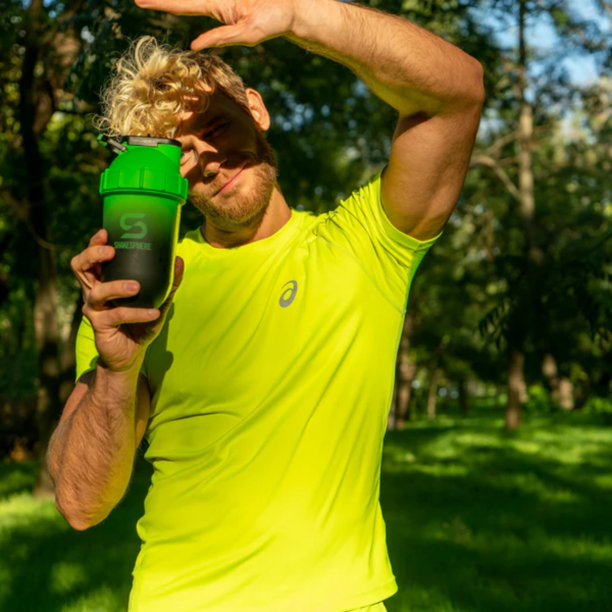 ShakeSphere Tumbler View - Ombre Green