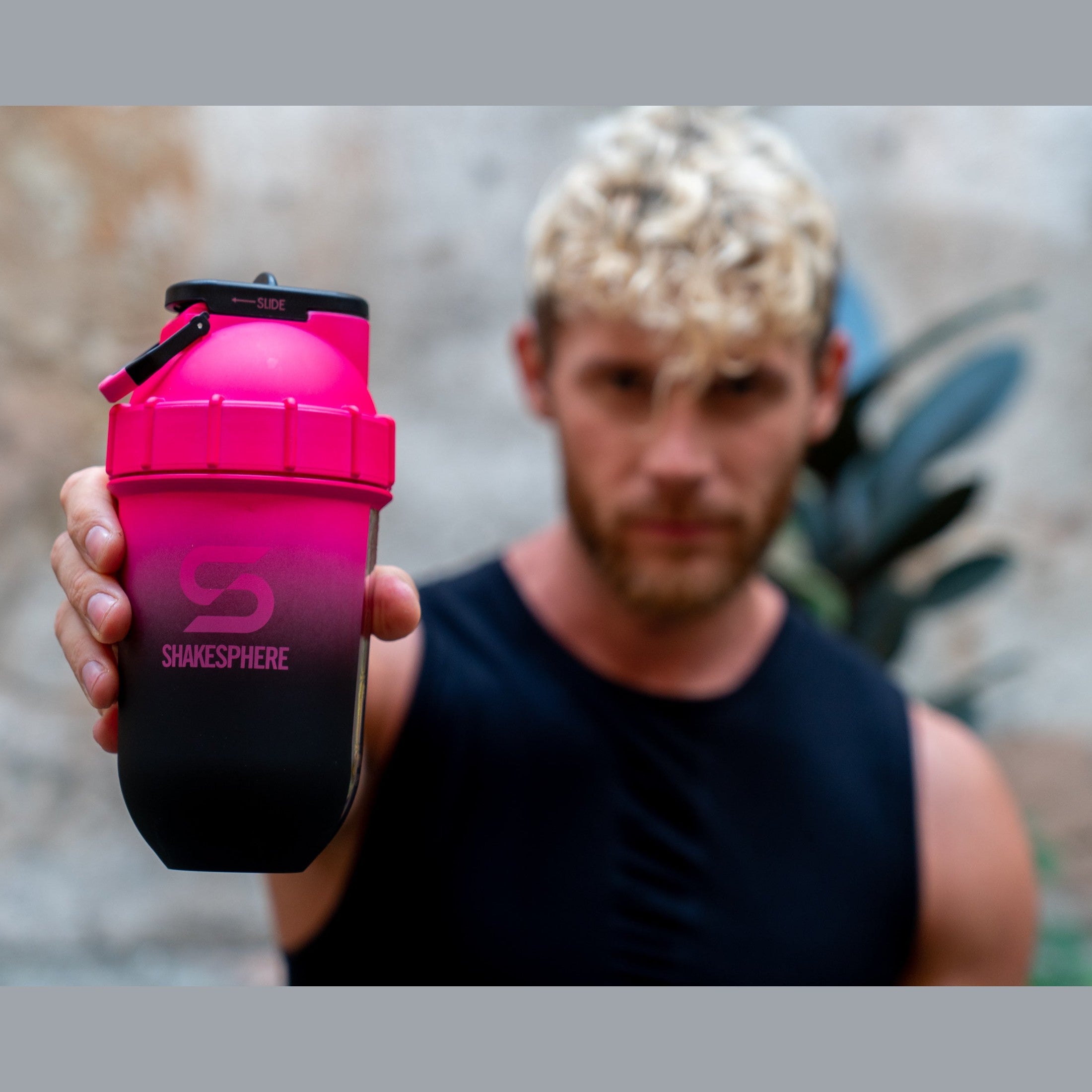ShakeSphere Tumbler View - Ombre Pink