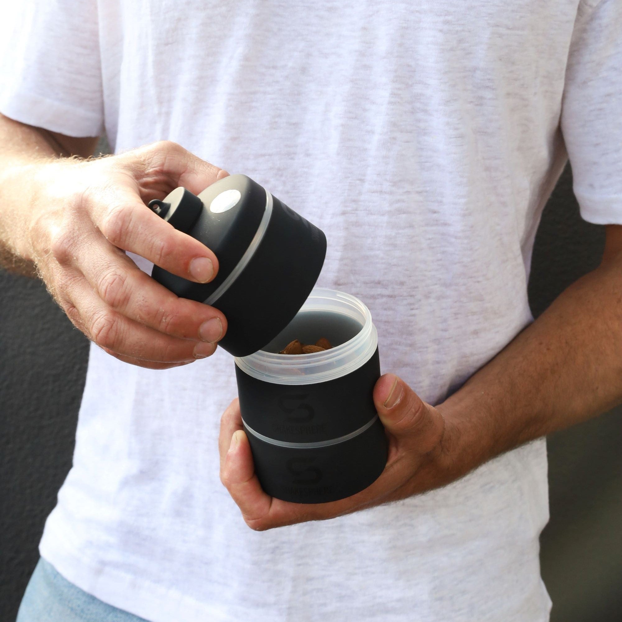 ShakeSphere Stackable Storage, Frosted 85g / 3oz