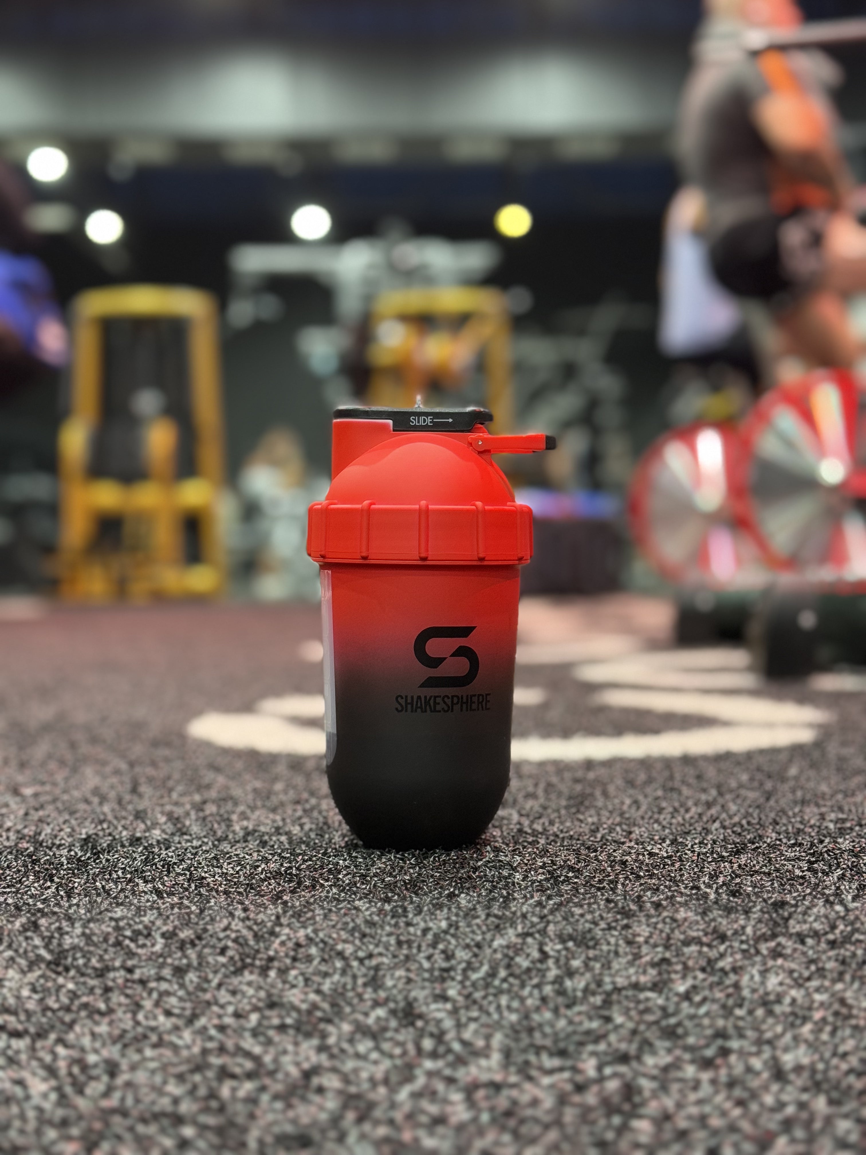 ShakeSphere Tumbler View Shaker Ombre Red Limited Edition